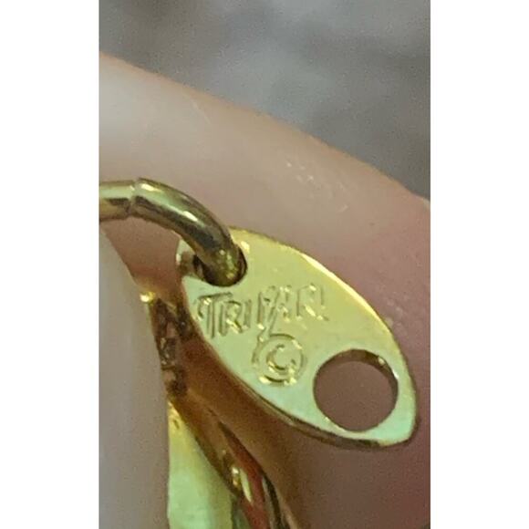 Vintage Trifari Gold Tone Twisted Rope & Faux Pearl Chain Bracelet Signed - Picture 3 of 4